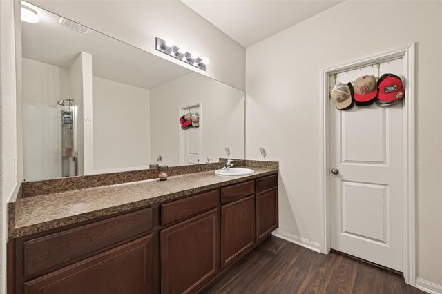 2085 Saras Way, Brookshire, TX 77423