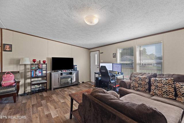 2421 Three Springs Rd, Russellville, TN 37860