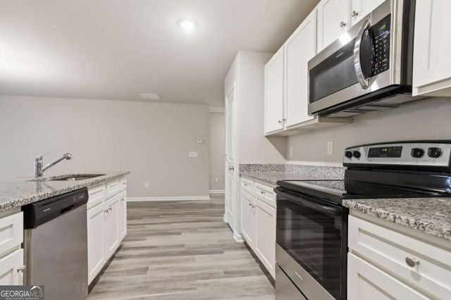 112 W Lexington Avenue, Griffin, GA 30223