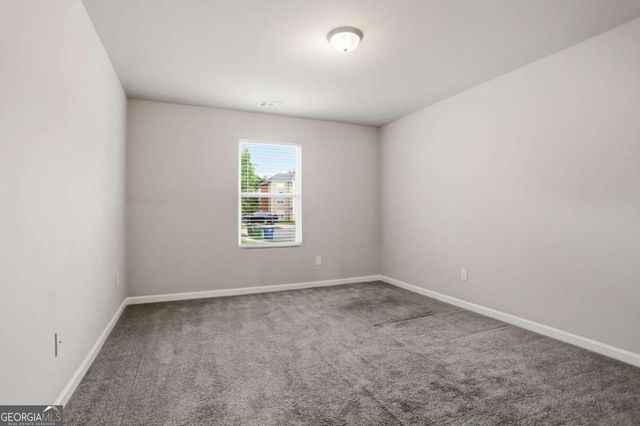 112 W Lexington Avenue, Griffin, GA 30223