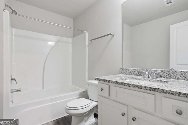 112 W Lexington Avenue, Griffin, GA 30223