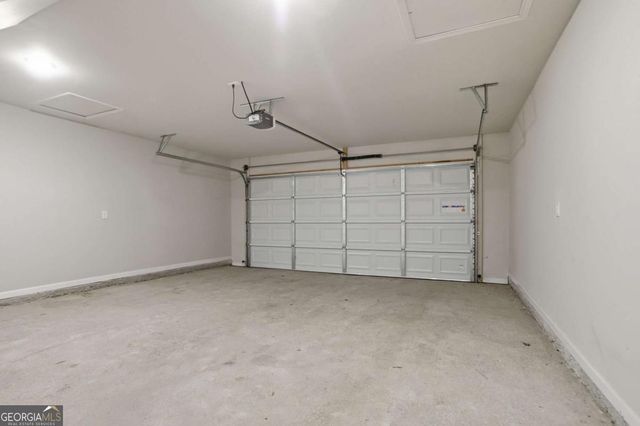 112 W Lexington Avenue, Griffin, GA 30223