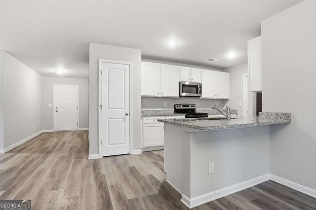 112 W Lexington Avenue, Griffin, GA 30223
