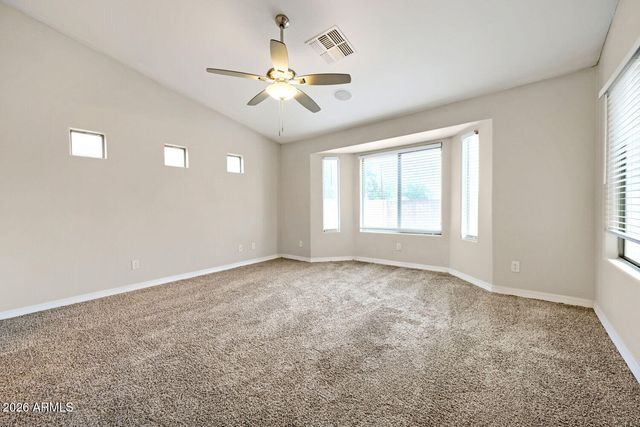 906 W DESERT HOLLOW Drive, San Tan Valley, AZ 85143
