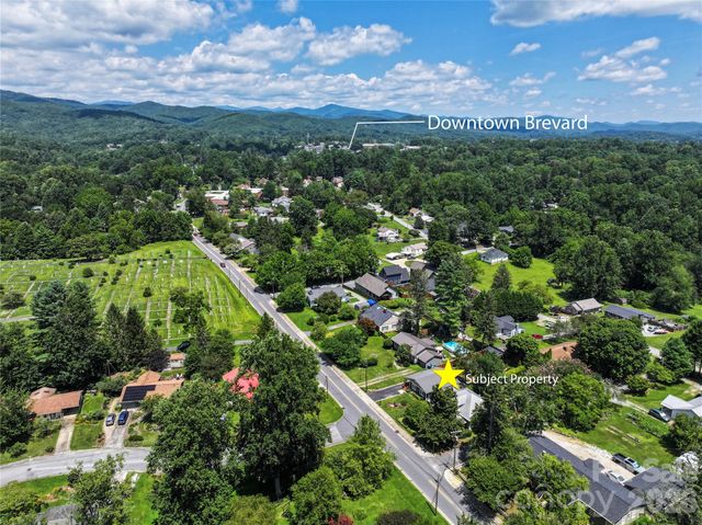 357 N Country Club Road, Brevard, NC 28712