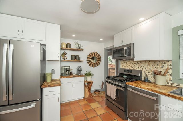 357 N Country Club Road, Brevard, NC 28712
