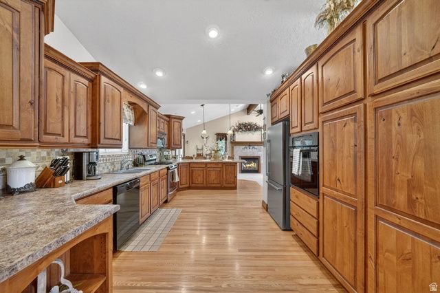 6621 S 1540 E, Uintah, UT 84405
