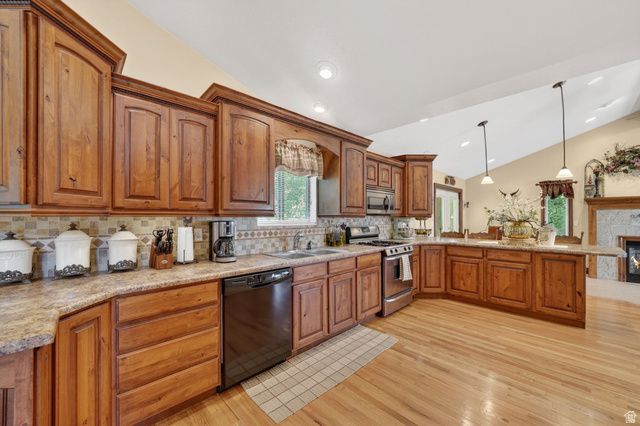 6621 S 1540 E, Uintah, UT 84405