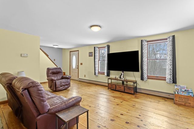 15 Chevey Hill Road, Weare, NH 03281