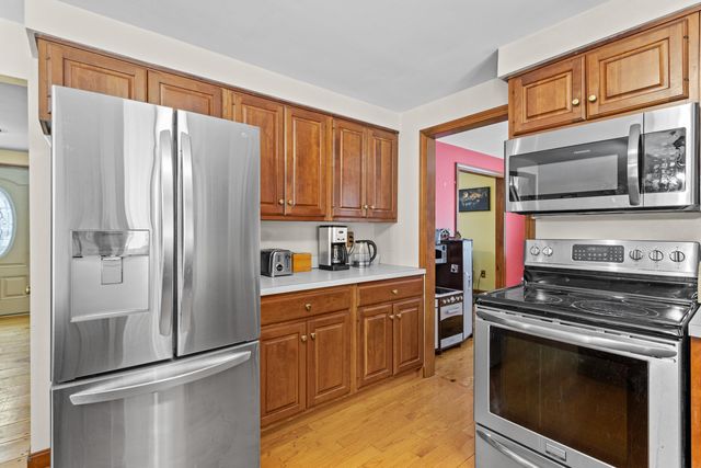 15 Chevey Hill Road, Weare, NH 03281