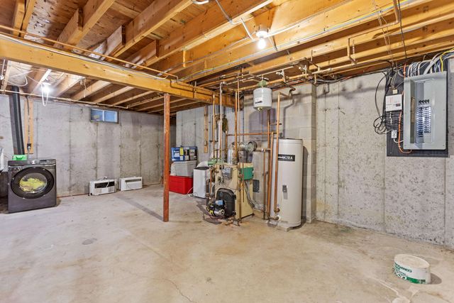 15 Chevey Hill Road, Weare, NH 03281