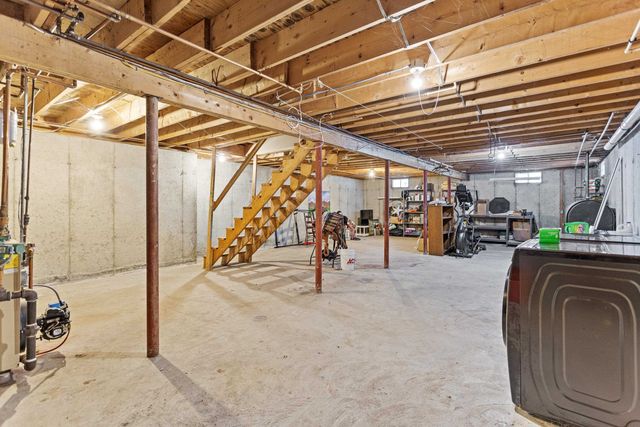 15 Chevey Hill Road, Weare, NH 03281