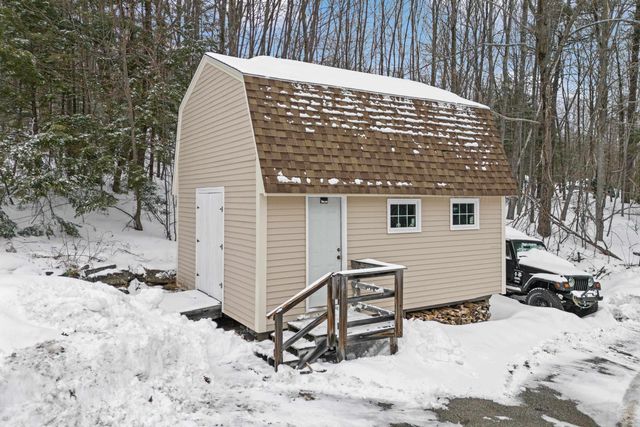 15 Chevey Hill Road, Weare, NH 03281