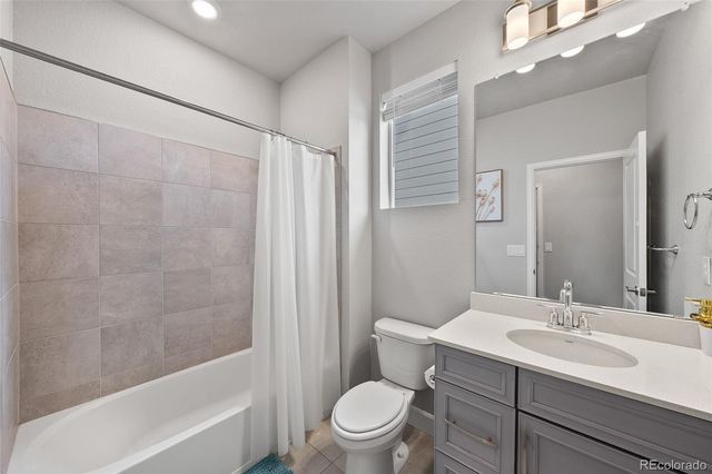 3807 Red Valley Lane, Castle Rock, CO 80104