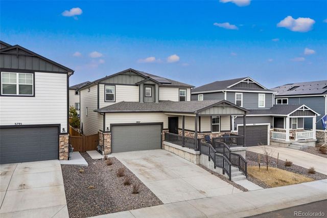 3807 Red Valley Lane, Castle Rock, CO 80104