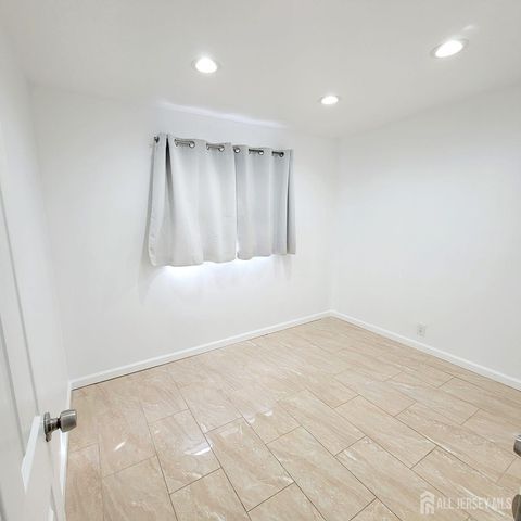 216 Bloomfield Avenue, Iselin, NJ 08830