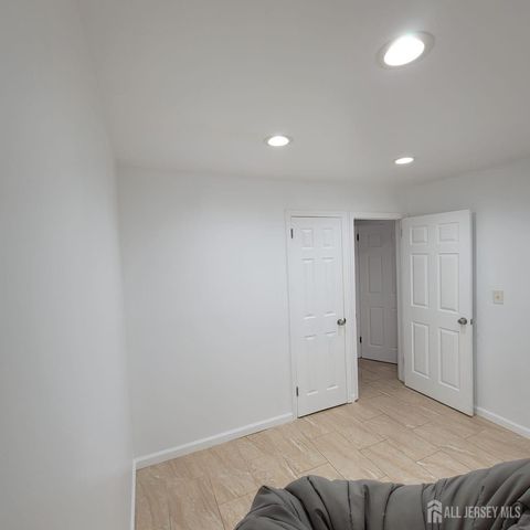 216 Bloomfield Avenue, Iselin, NJ 08830