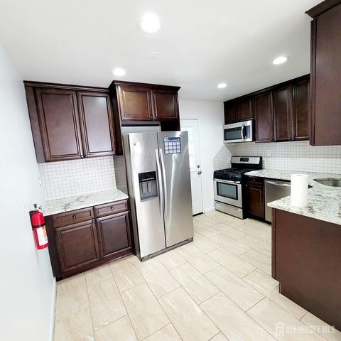 216 Bloomfield Avenue, Iselin, NJ 08830