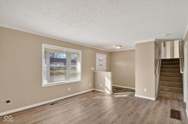 8212 Laughlin Drive, Indianapolis, IN 46219