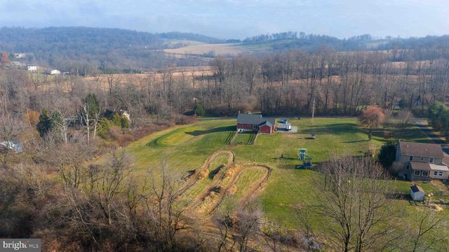 262 W TEXTER MISSION RD, Robesonia, PA 19551