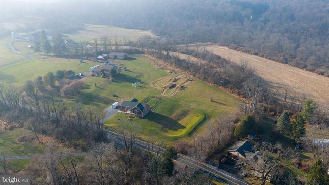 262 W TEXTER MISSION RD, Robesonia, PA 19551