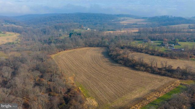 262 W TEXTER MISSION RD, Robesonia, PA 19551