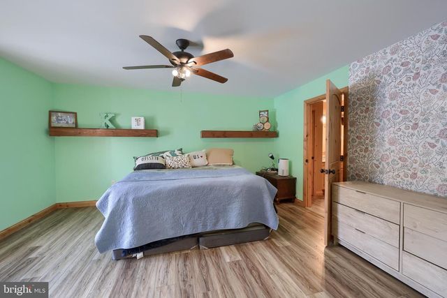 262 W TEXTER MISSION RD, Robesonia, PA 19551