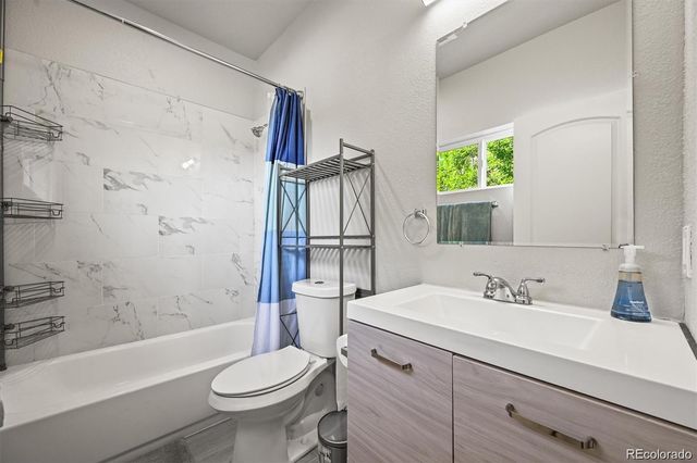 1401 W 85th Avenue B302, Denver, CO 80260