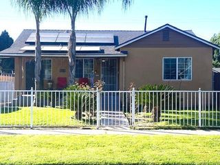 4574 E Illinois Ave, Fresno, CA 93702