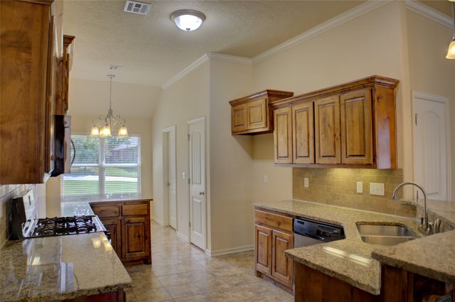 10715 Masters Circle, Jenks, OK 74037
