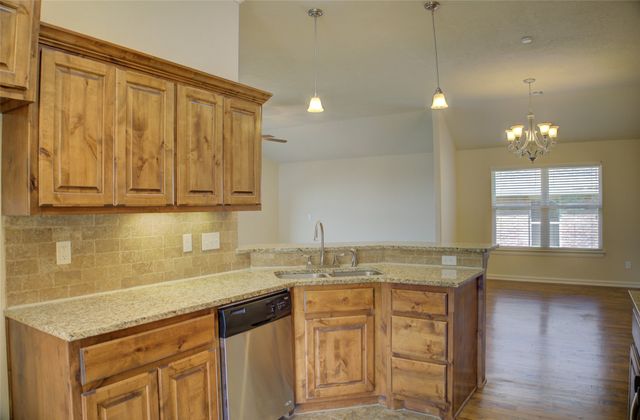 10715 Masters Circle, Jenks, OK 74037