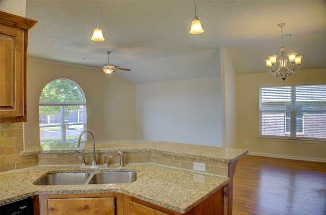 10715 Masters Circle, Jenks, OK 74037