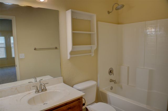 10715 Masters Circle, Jenks, OK 74037