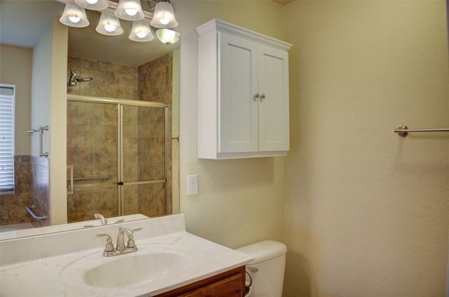 10715 Masters Circle, Jenks, OK 74037