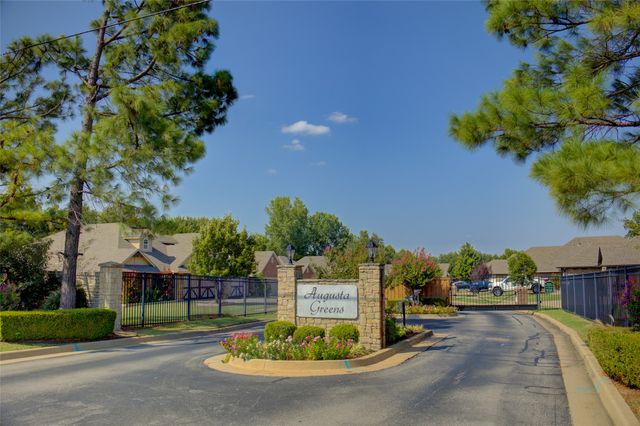 10715 Masters Circle, Jenks, OK 74037