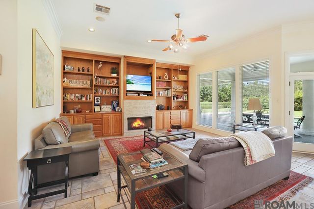 16205 Feliciana Ave, Prairieville, LA 70769