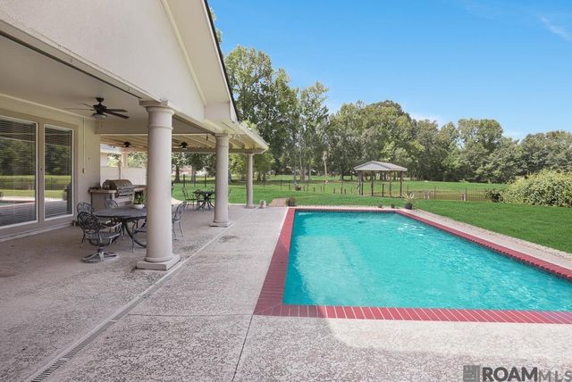 16205 Feliciana Ave, Prairieville, LA 70769