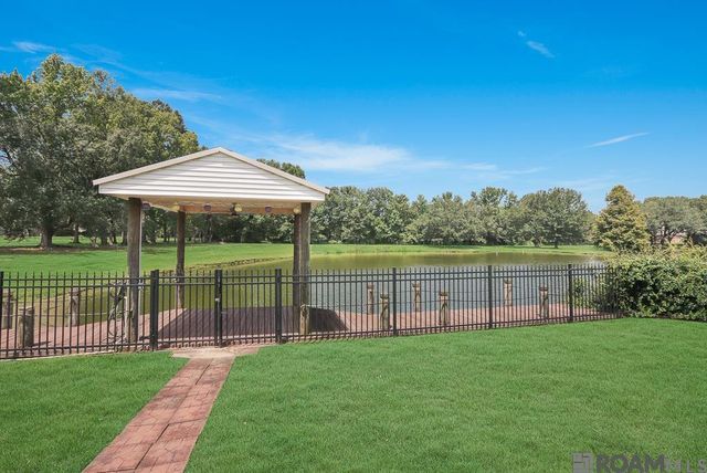 16205 Feliciana Ave, Prairieville, LA 70769