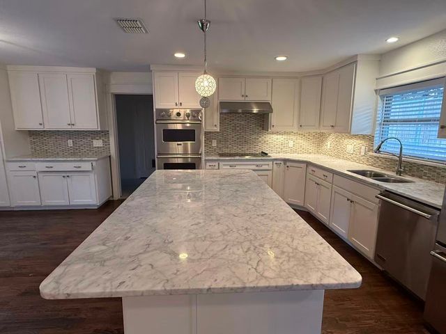 6121 Preston Haven Drive, Dallas, TX 75230