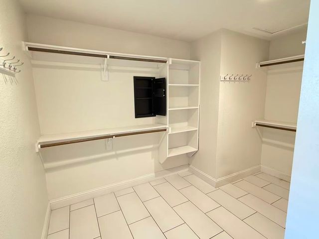 6121 Preston Haven Drive, Dallas, TX 75230