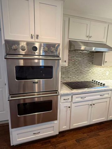 6121 Preston Haven Drive, Dallas, TX 75230