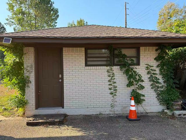 6121 Preston Haven Drive, Dallas, TX 75230