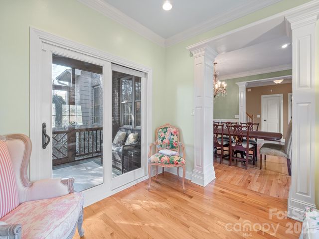 4852 Brookridge Drive NE, Hickory, NC 28601