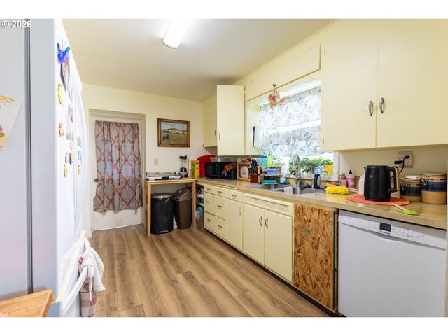 63150 BOOTH Ln, La Grande, OR 97850