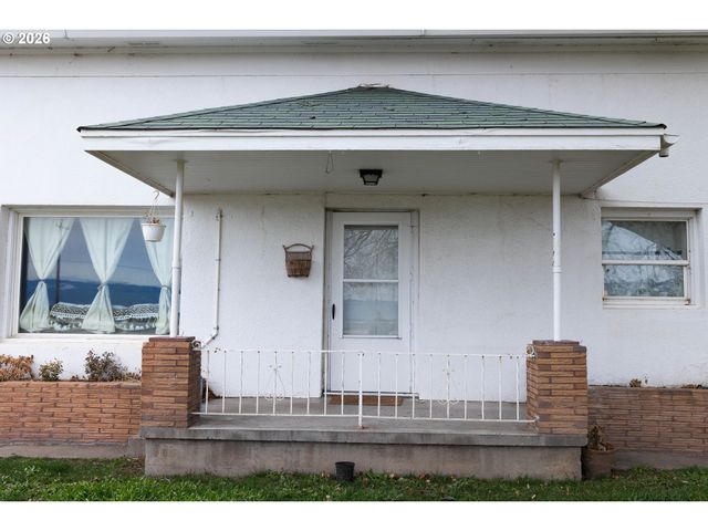 63150 BOOTH Ln, La Grande, OR 97850