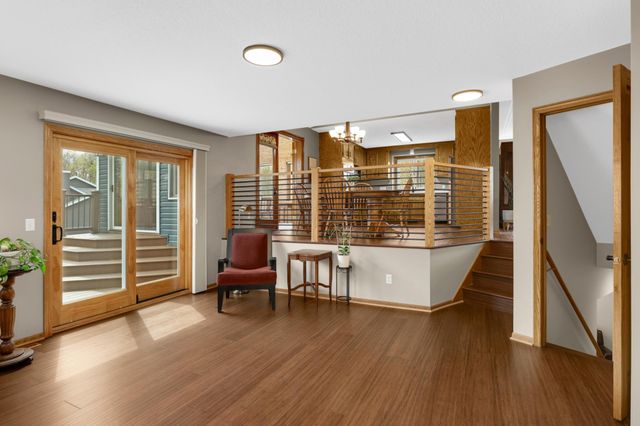 7330 Bancroft Way, Inver Grove Heights, MN 55077