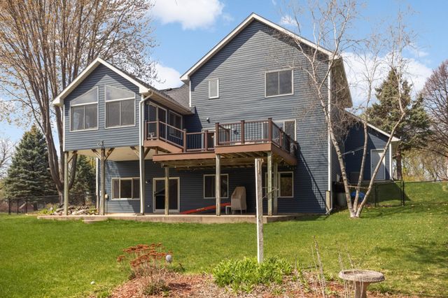 7330 Bancroft Way, Inver Grove Heights, MN 55077