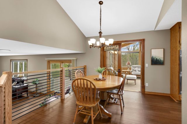 7330 Bancroft Way, Inver Grove Heights, MN 55077