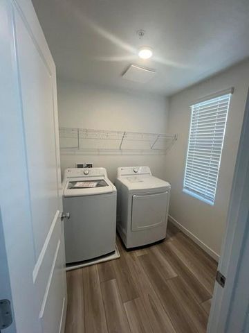 4163 Scarlet Ct, Merced, CA 95348