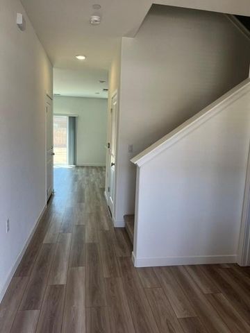 4163 Scarlet Ct, Merced, CA 95348